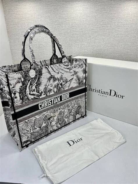 christian dior plaj çanta fiyat|dior çanta türkiye.